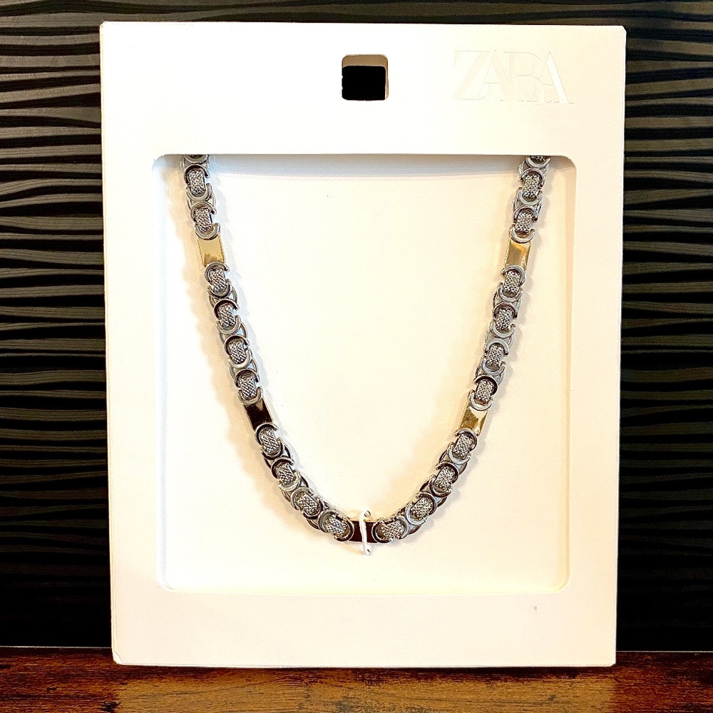 ZARA NWT Necklace